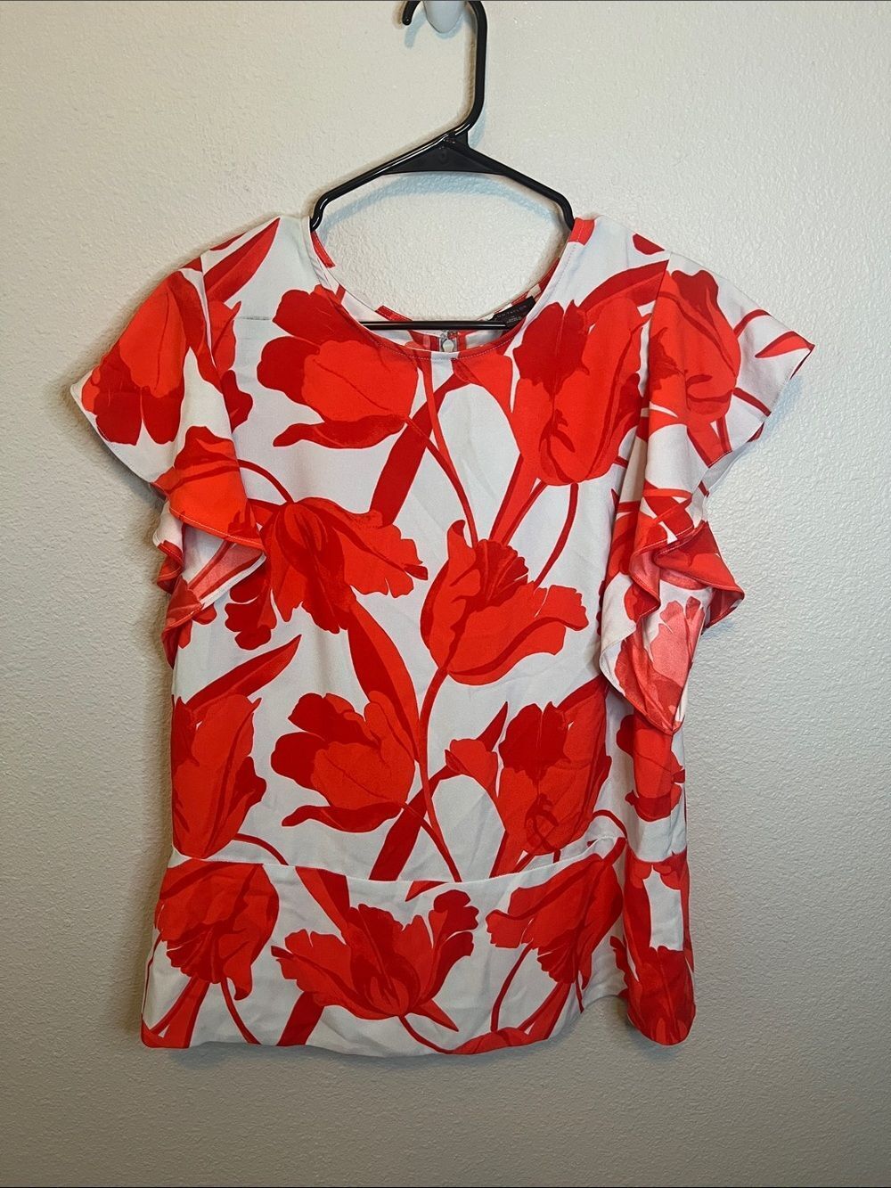 Ann Taylor Floral Ruffle Sleeve Blouse Peplum Style Size 12 NWT *Flaw